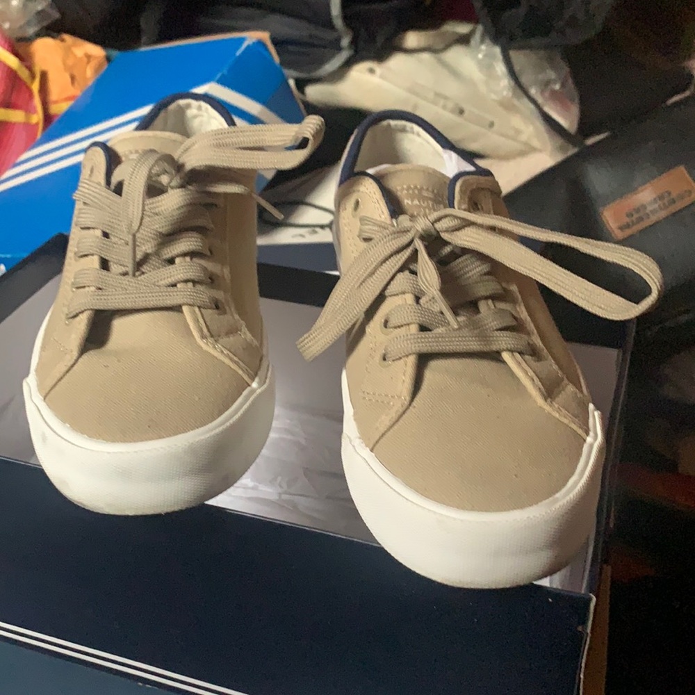 Náutica boat shoes